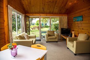 Tatahi Lodge Beach Resort