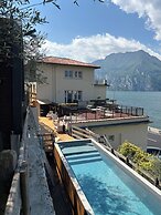 Hotel Paradiso