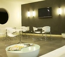 Home Club Suite Hotel