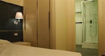 Home Club Suite Hotel