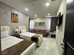 Aivani Hotel