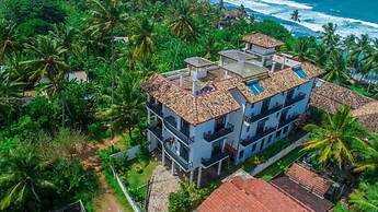 Villa Tissa Beach Resort