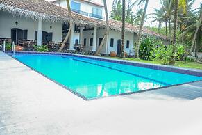Villa Tissa Beach Resort