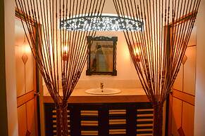 Villa Tissa Beach Resort