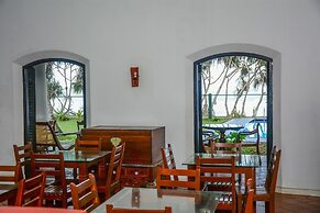 Villa Tissa Beach Resort