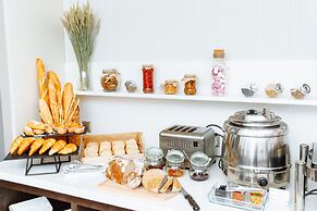 Ramada Hotel & Suites by Wyndham Novosibirsk Zhukovka