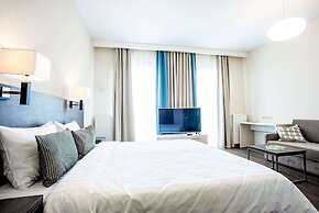 Ramada Hotel & Suites by Wyndham Novosibirsk Zhukovka