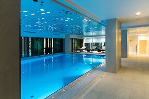 Ramada Hotel & Suites by Wyndham Novosibirsk Zhukovka