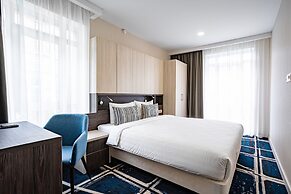 Ramada Hotel & Suites by Wyndham Novosibirsk Zhukovka