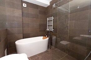 Vilnius Apartments & Suites Gedimino Ave