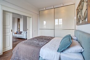 Vilnius Apartments & Suites Gedimino Ave