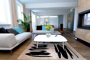 Vilnius Apartments & Suites Gedimino Ave