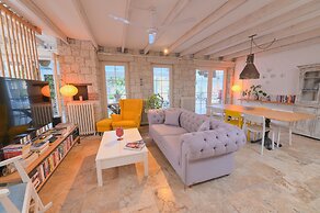 Peremere Alacati Hotel