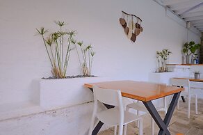 Peremere Alacati Hotel