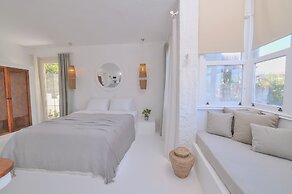 Peremere Alacati Hotel