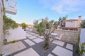 Peremere Alacati Hotel