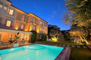 Peremere Alacati Hotel