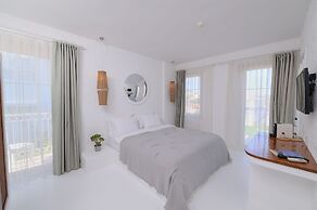 Peremere Alacati Hotel