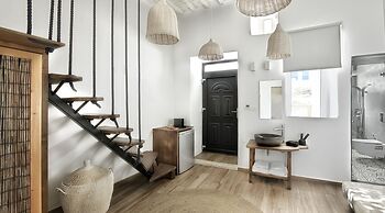 Little Venice Suites