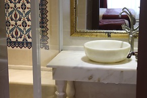 Marmara Deluxe Hotel