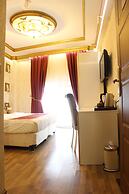 Marmara Deluxe Hotel