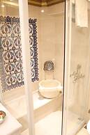 Marmara Deluxe Hotel