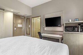 Best Western Premier Historic Travelers Hotel Alamo Riverwalk