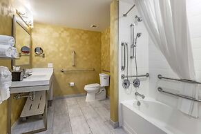 Best Western Premier Historic Travelers Hotel Alamo Riverwalk