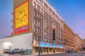 Best Western Premier Historic Travelers Hotel Alamo Riverwalk