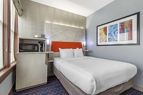 Best Western Premier Historic Travelers Hotel Alamo Riverwalk