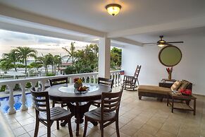 La Paloma Blanca by Lost Beach