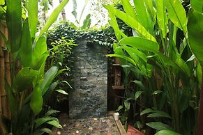 Fox & The Firefly Cottages