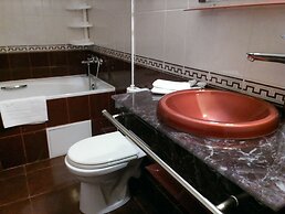Mirniy Resort