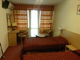 Mirniy Resort