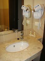 Mirniy Resort