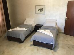 Suzan Studios & Apartments