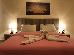 Suzan Studios & Apartments