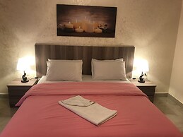 Suzan Studios & Apartments