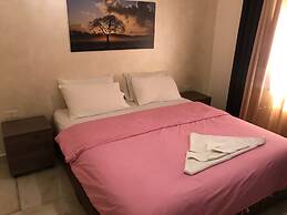 Suzan Studios & Apartments