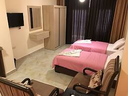 Suzan Studios & Apartments