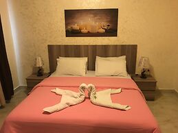 Suzan Studios & Apartments