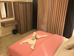 Suzan Studios & Apartments