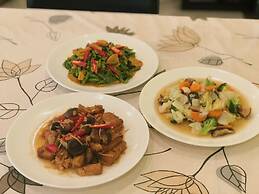 Phuket Chinoinn Hotel