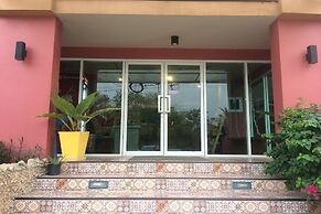 Non Nid Non Noi Design Residence