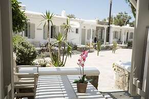 Agia Anna on the beach