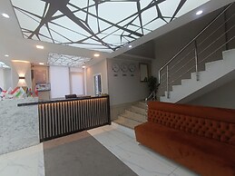 Peracity Hotel