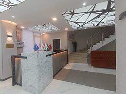 Peracity Hotel