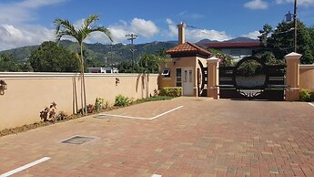 Executive Suites - Palms of Ottawa