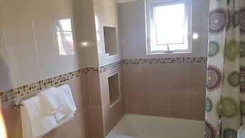 Executive Suites - Palms of Ottawa