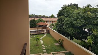 Executive Suites - Palms of Ottawa